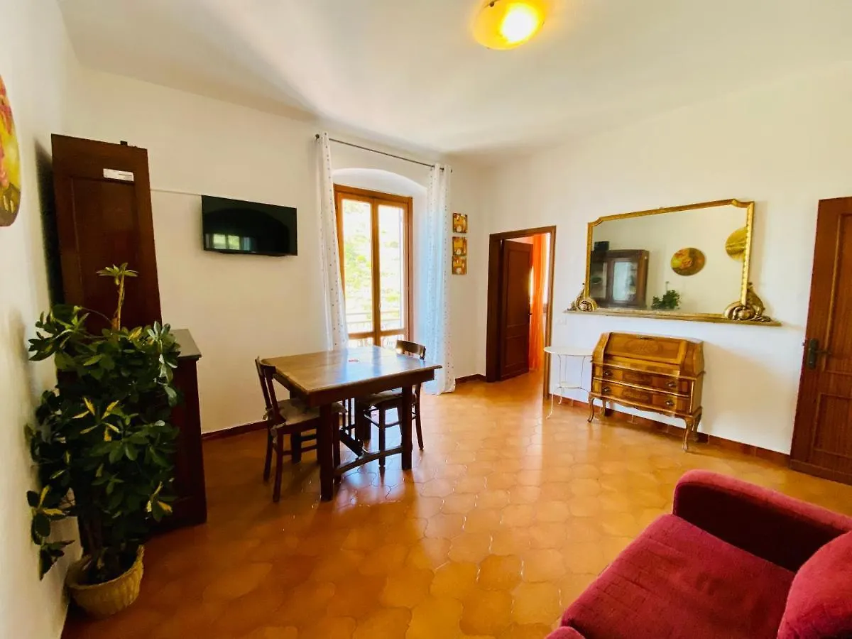 Giovanni Rooms Manarola Affittacamere