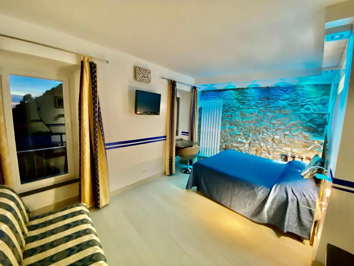 Giovanni Rooms Manarola 3*,  Italien