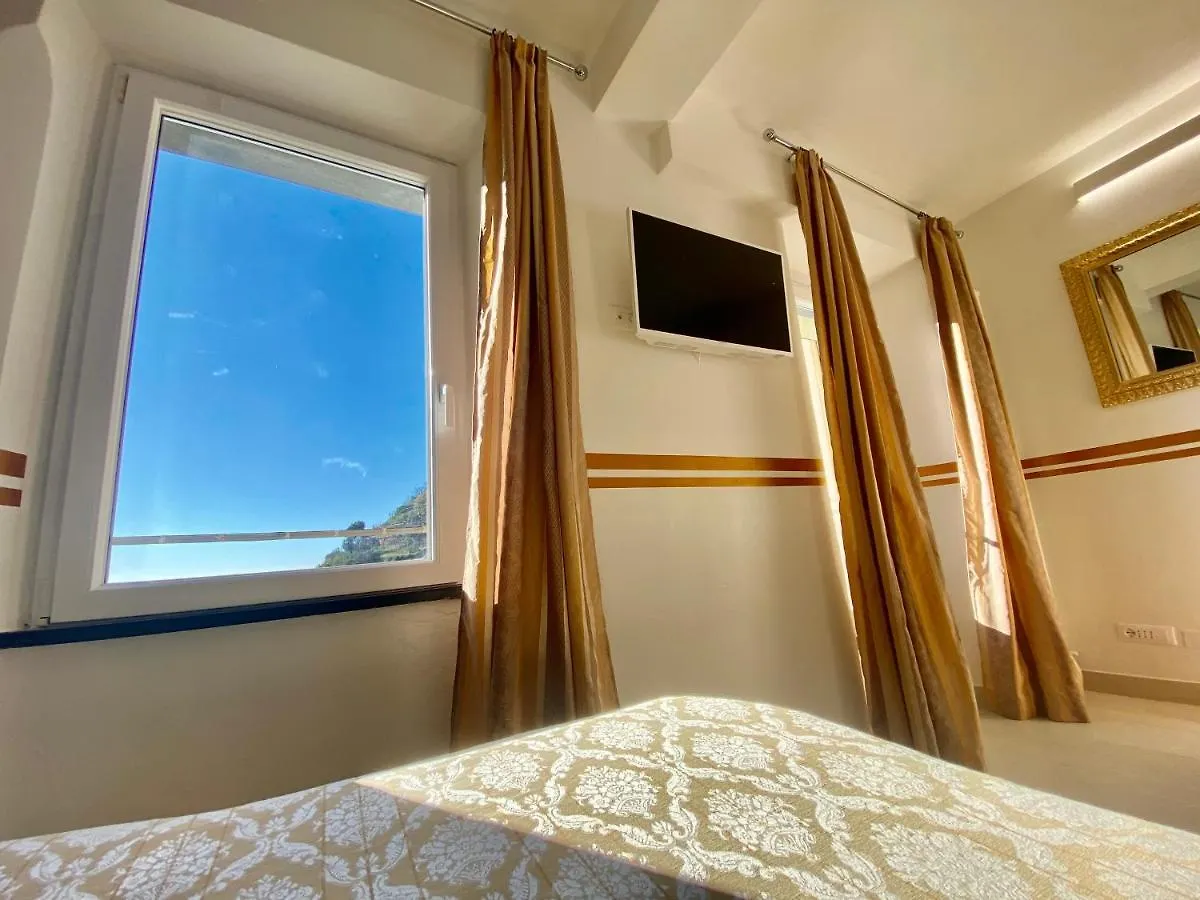 Giovanni Rooms Manarola Pensionat