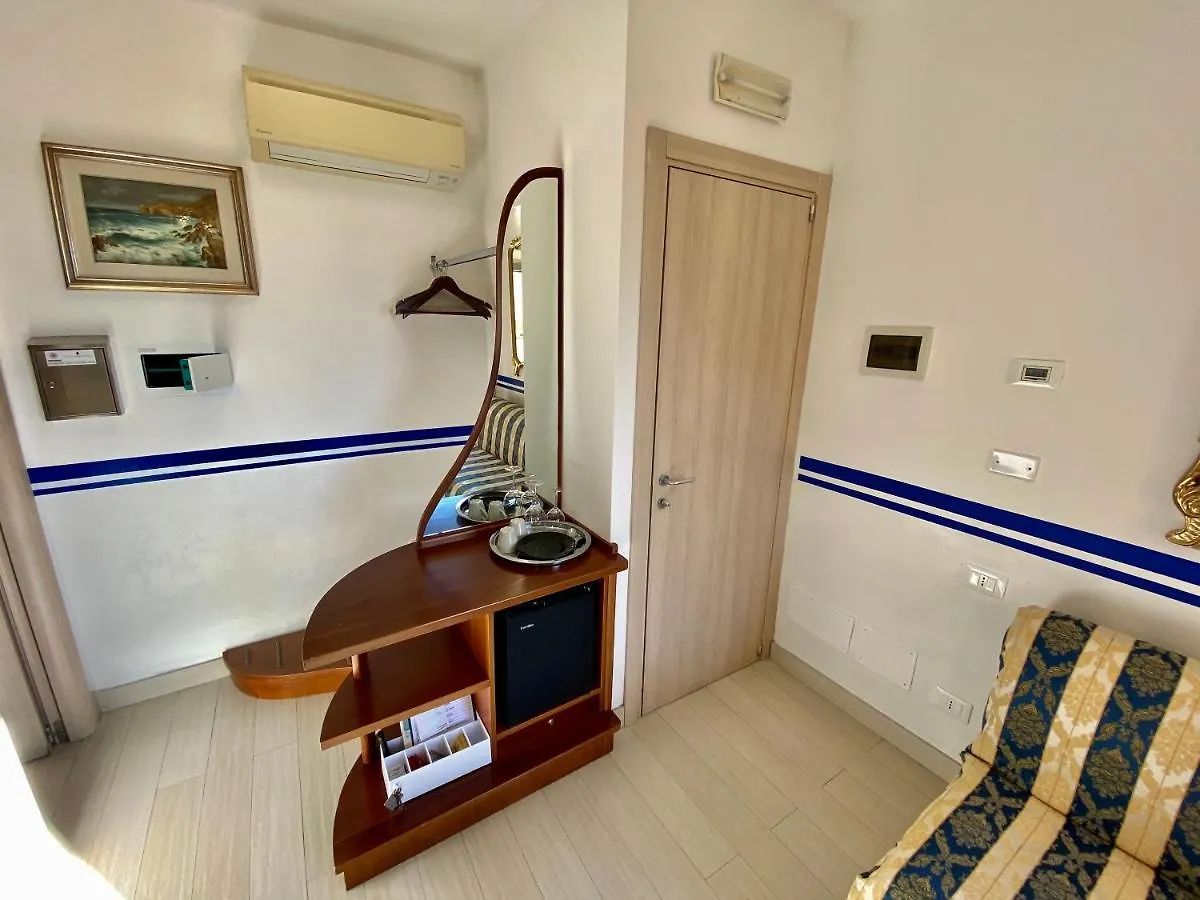 Giovanni Rooms Manarola Italien