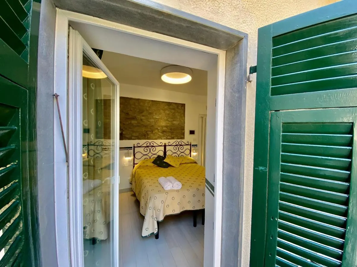 Giovanni Rooms Manarola Italien
